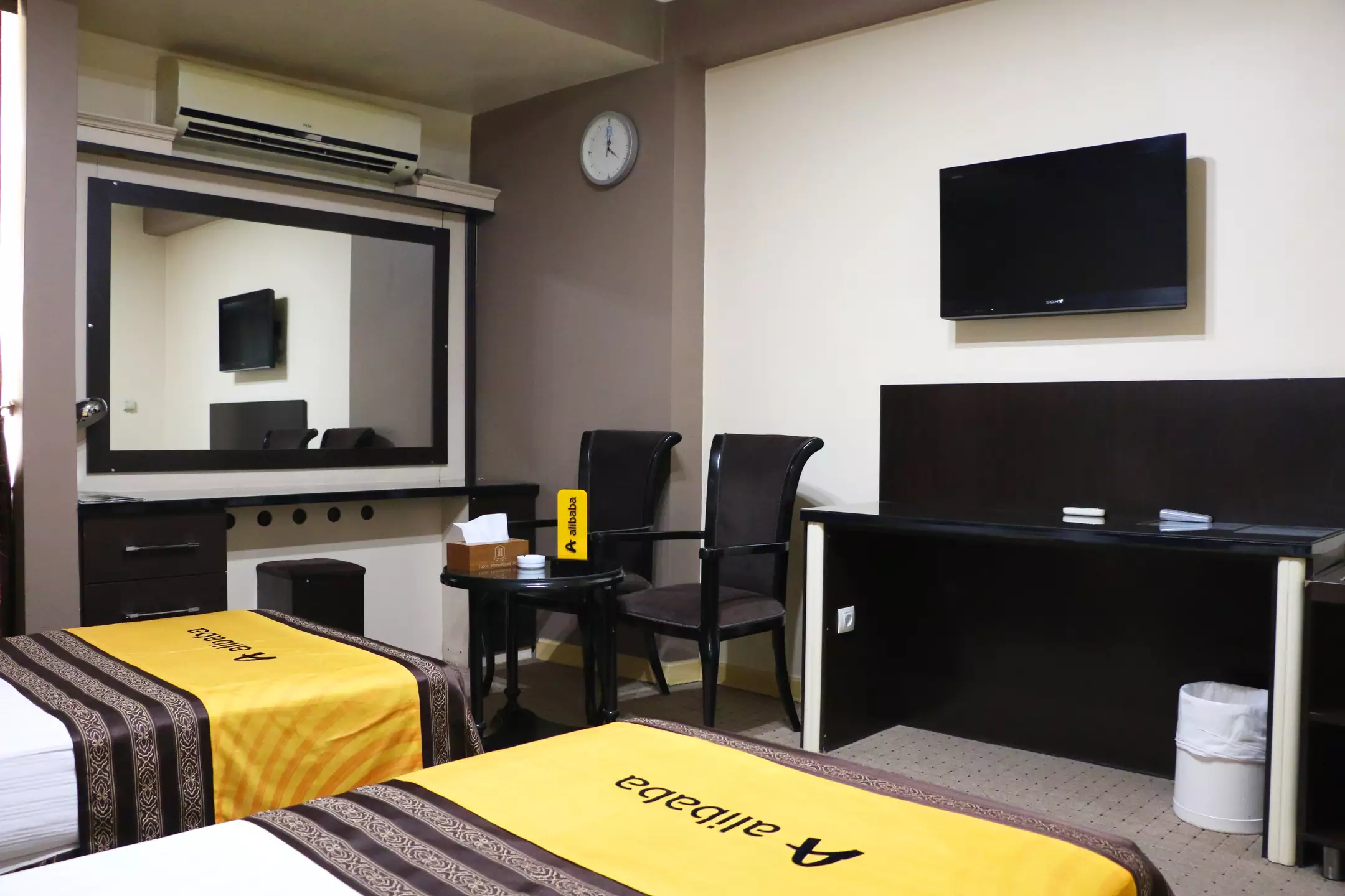 Alibaba https://cdn.alibaba.ir/ostorage/hotel-accommodation-images/696cde7c46ae9d8e6fb49a90_08- بین المللی تبریز- اتاق تویین (3).webp